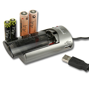 Lot de 12 Pré-Chargées Basics Chargeur de Piles Ni-MH AA et AAA avec Port USB & Piles Rechargeables AAA 